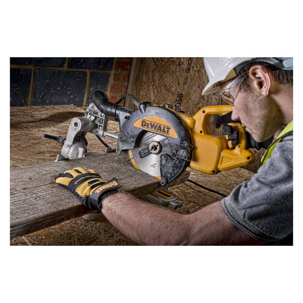 Пила торцовочная DeWalt DWS773-QS