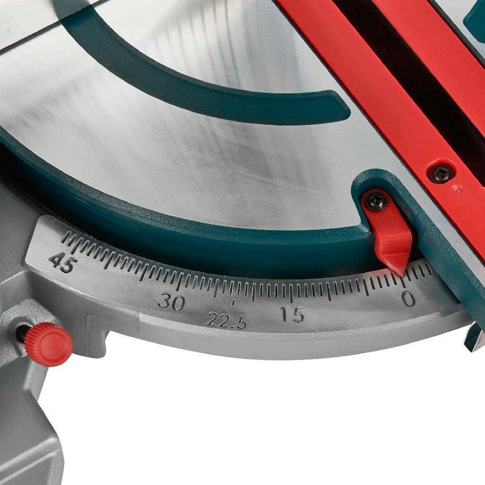 Пила торцовочная Bosch GCM 216