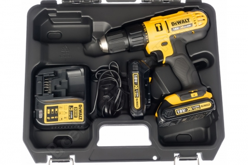 Шуруповерт аккумуляторный DeWalt DCD776S2-IN