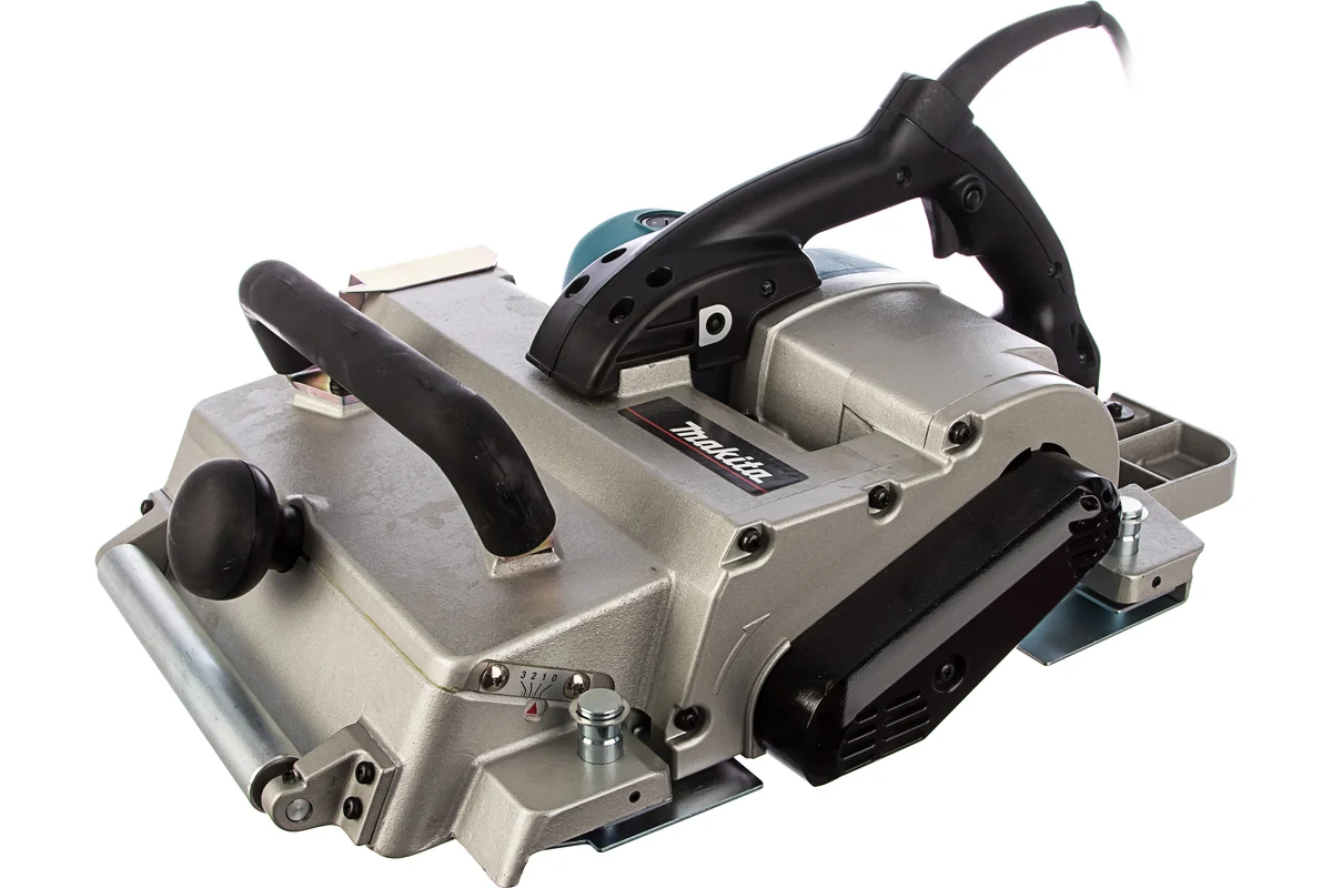 Рубанок Makita KP312S