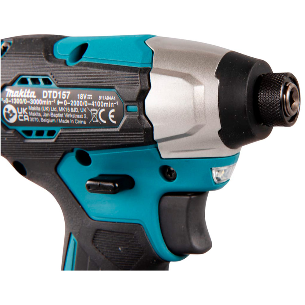 Шуруповерт аккумуляторный ударный Makita DTD157Z (без акк, без з/у)