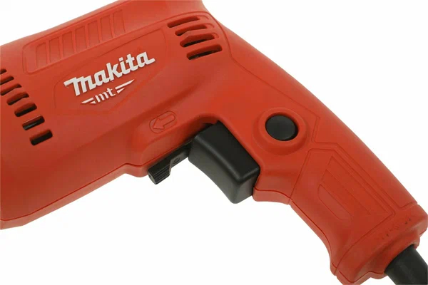 Дрель Makita M0600